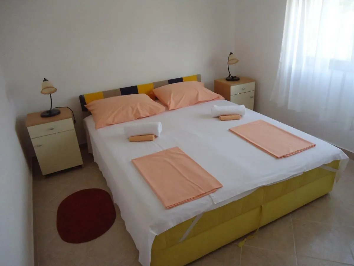 Apartment Tina Trogir