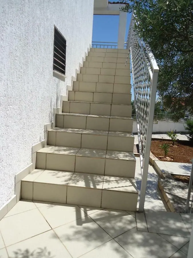 Apartment Tina Trogir