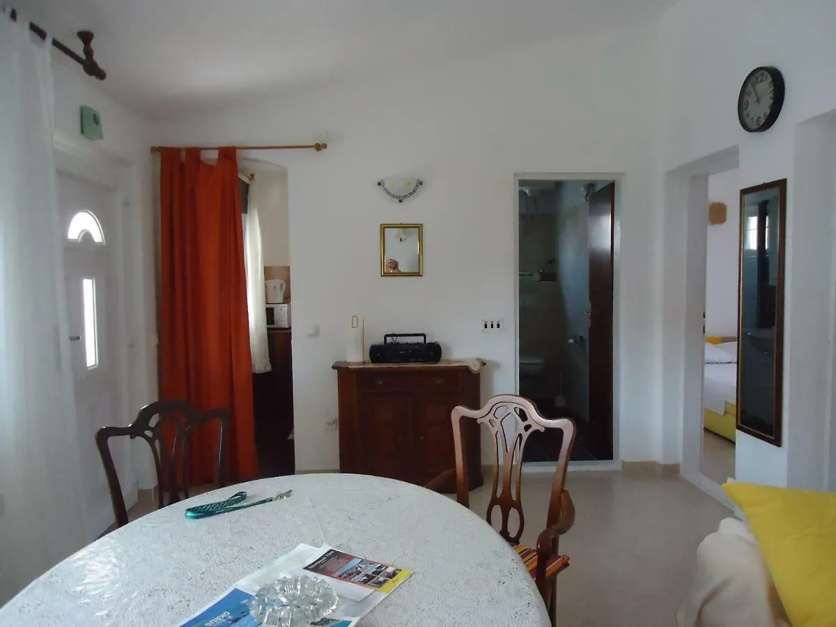 Apartment Tina Trogir